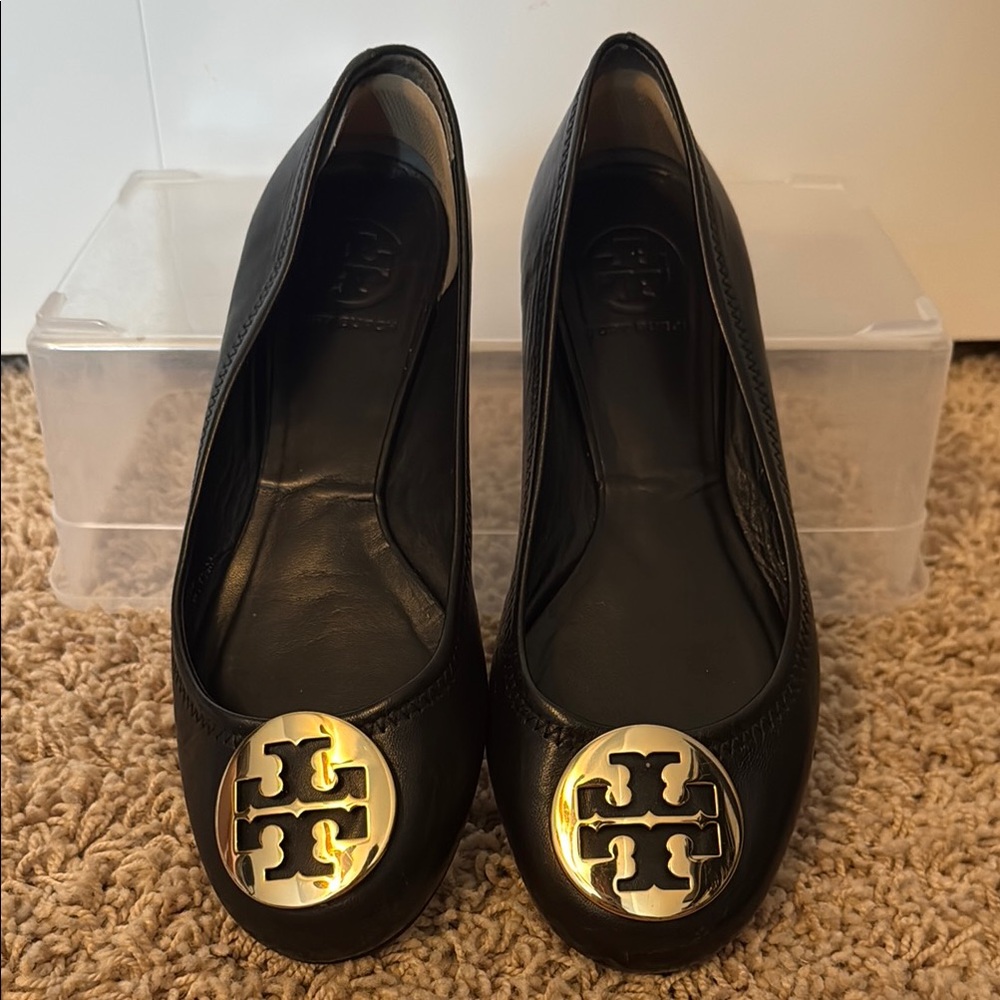 Tory Burch Black Leather Ballet Flats with Gold Logo